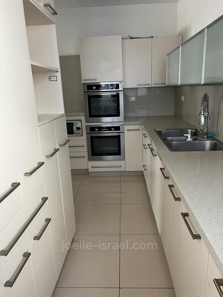 Apartment 3 rooms Netanya City center 316-IBL-1646