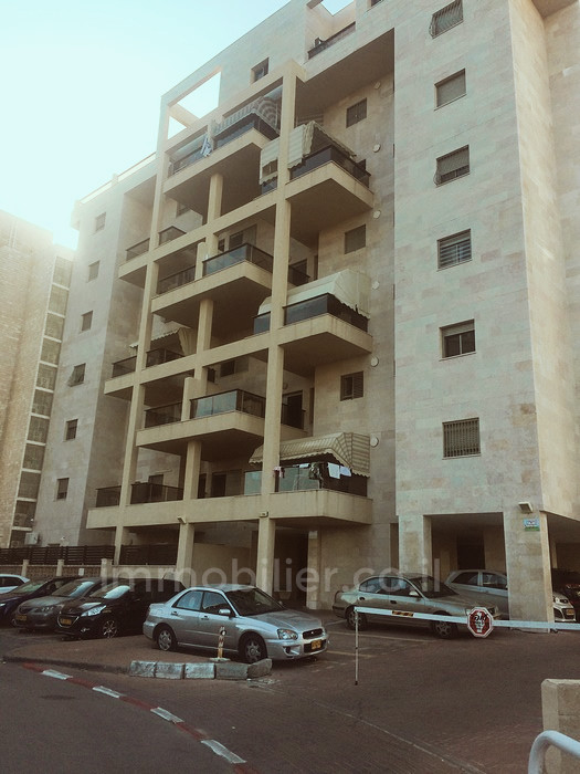 Apartment 4 rooms Ashdod Yud Bet 15-IBL-2937