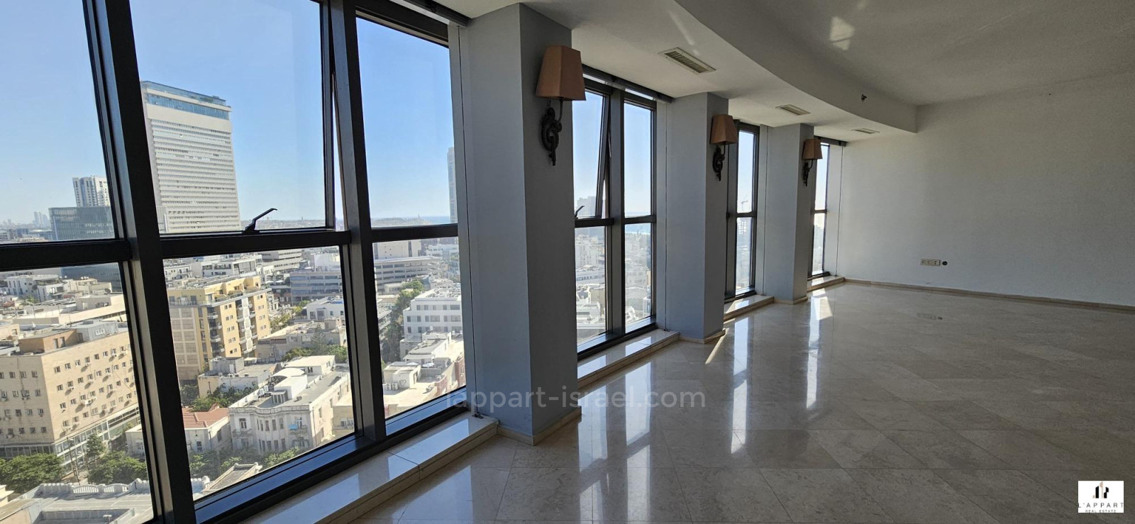 Apartment 4 rooms Tel Aviv Lev Tel-Aviv 175-IBL-3380