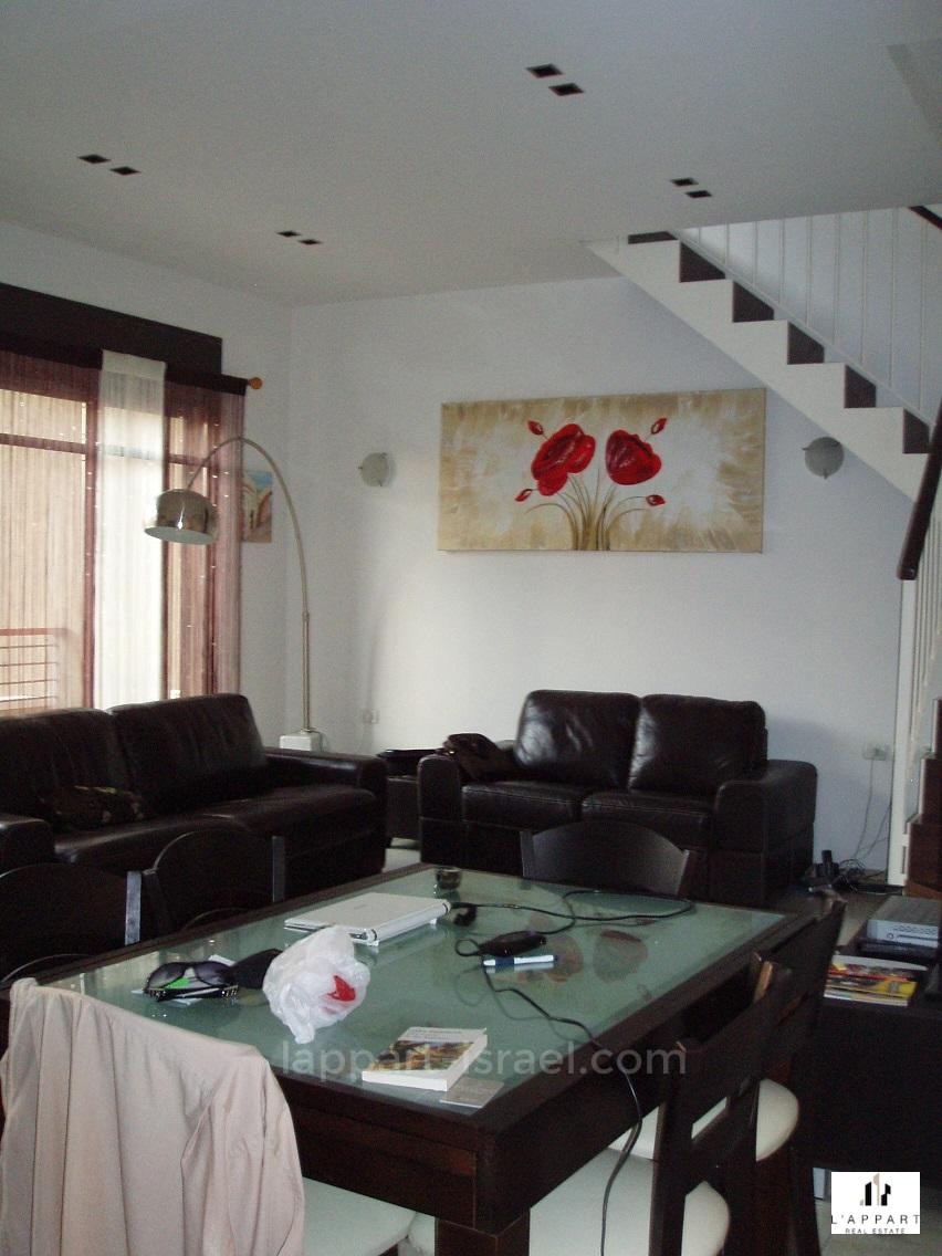 Apartment 4.5 rooms Tel Aviv Kerem Hatemanim 175-IBL-3385