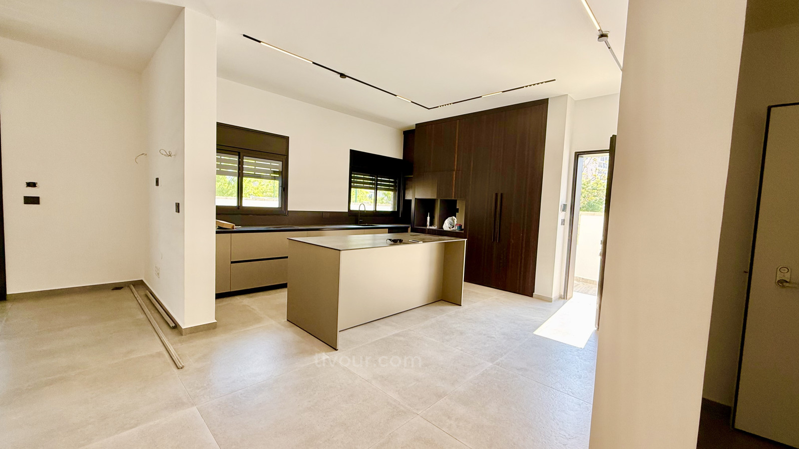 Cottage 8 rooms Ashdod Yud Zayin 210-IBL-2082