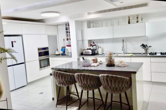 Villa 8 rooms Ashdod Marina 210-IBL-2112