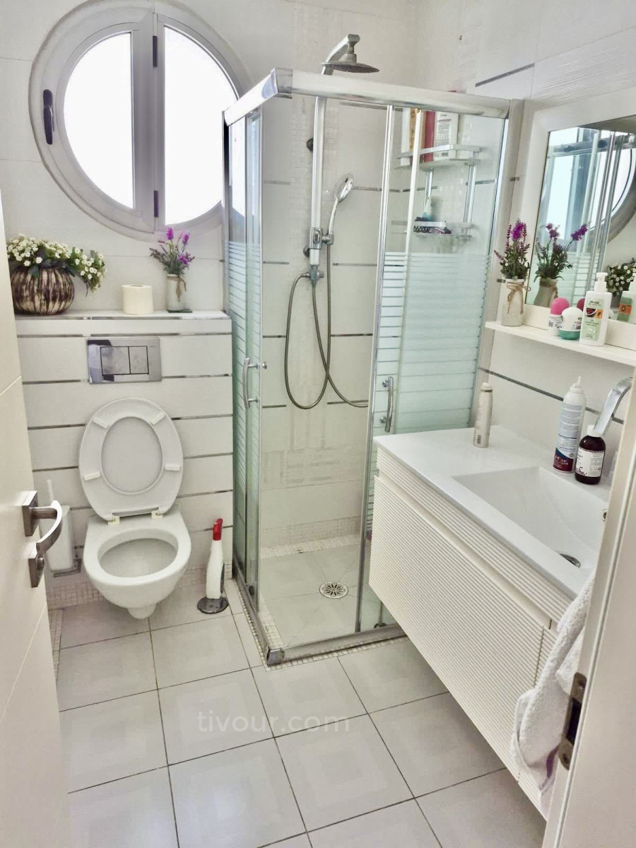 Villa 8 rooms Ashdod Marina 210-IBL-2112