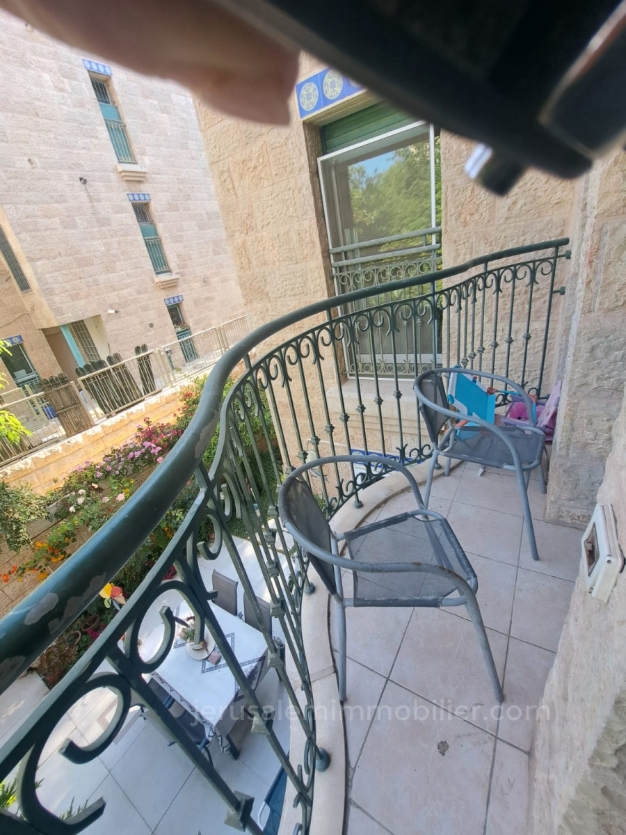 Apartment 4 rooms Jerusalem Arnona 226-IBL-1836