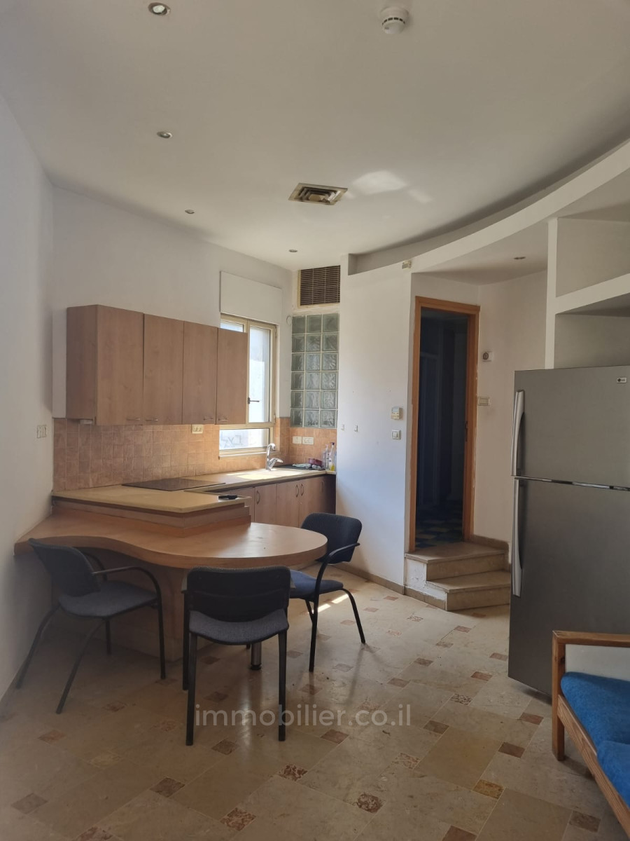 Apartment 2 rooms Jerusalem City center 245-IBL-1838