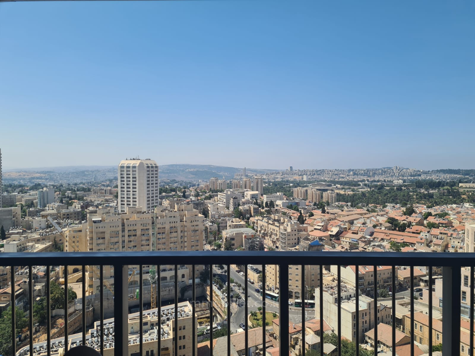 Apartment 3 rooms Jerusalem  245-IBL-1843