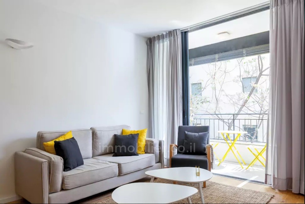 Apartment 3 rooms Tel Aviv First sea line 291-IBL-642