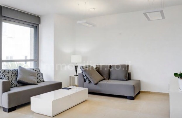 Apartment 3 rooms Tel Aviv Lev Tel-Aviv 342-IBL-6905