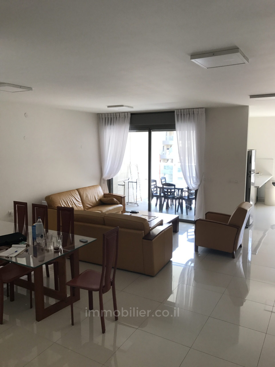 Apartment 4 rooms Jerusalem City center 424-IBL-313