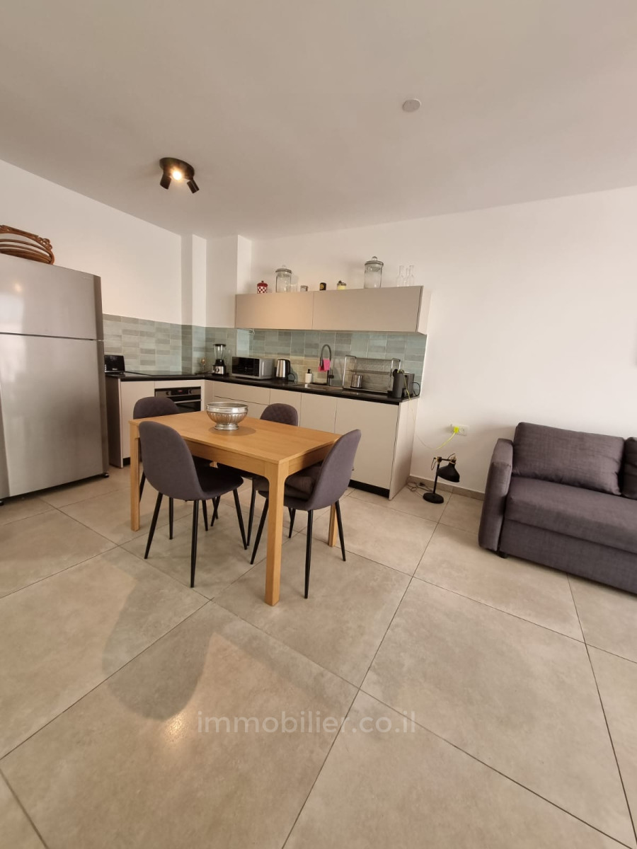 Apartment 2 rooms Jerusalem City center 424-IBL-314