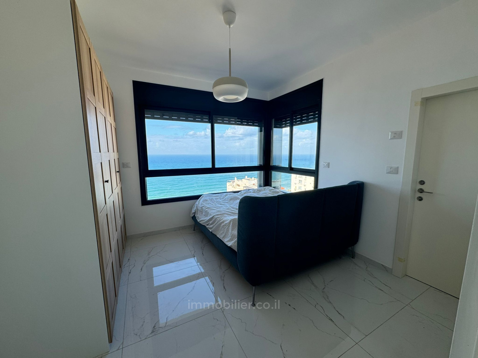 Apartment 3 rooms Netanya Kikar 457-IBL-1395