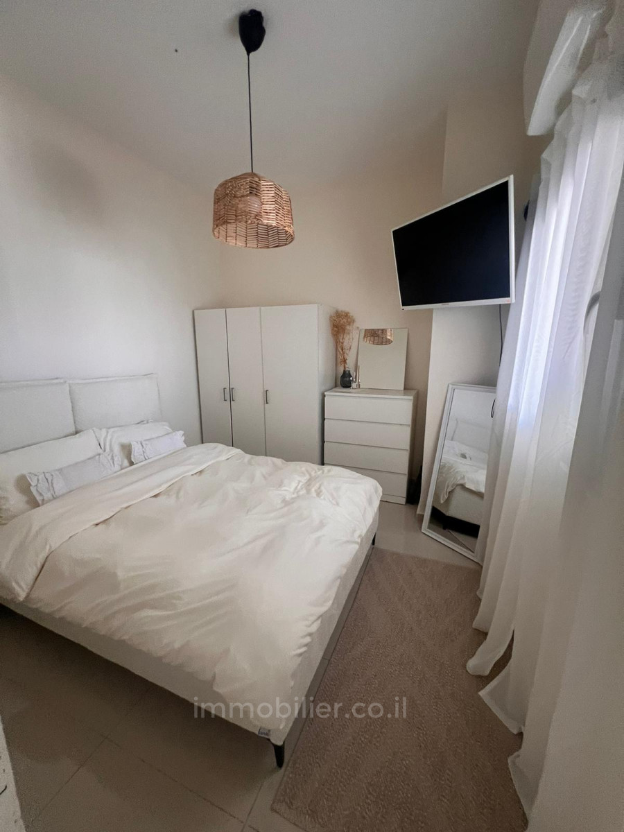 Apartment 3 rooms Tel Aviv Florentine 457-IBL-1411